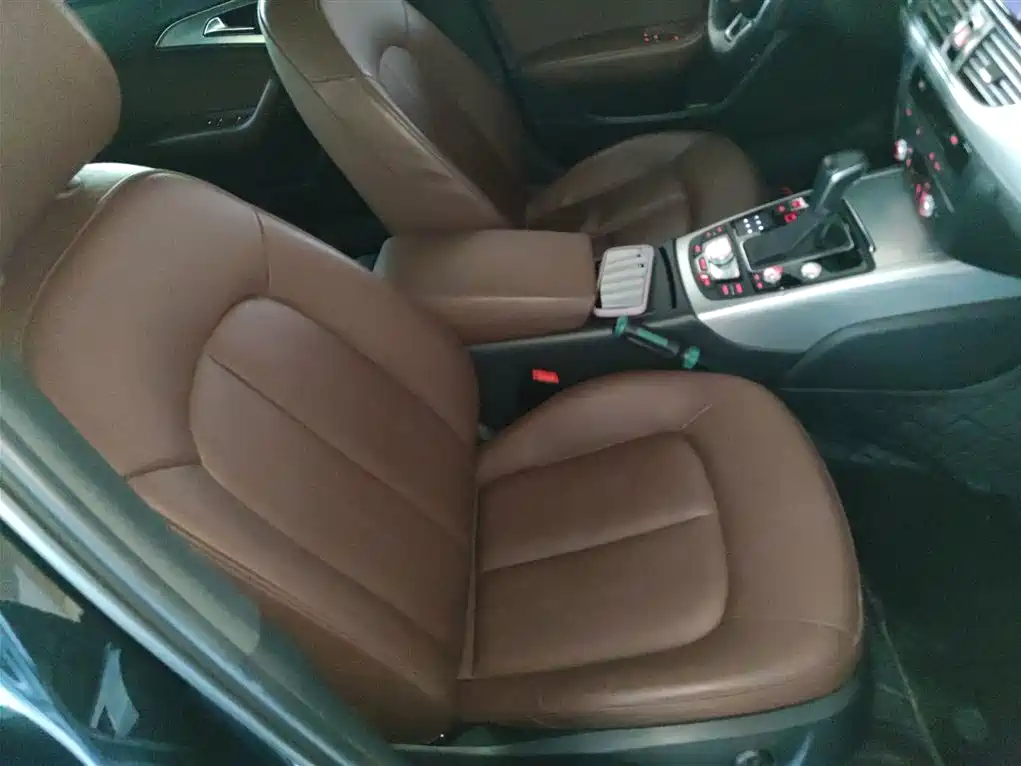 Audi A6L 2018 30th Anniversary 45 TFSI quattro Sport фото 20