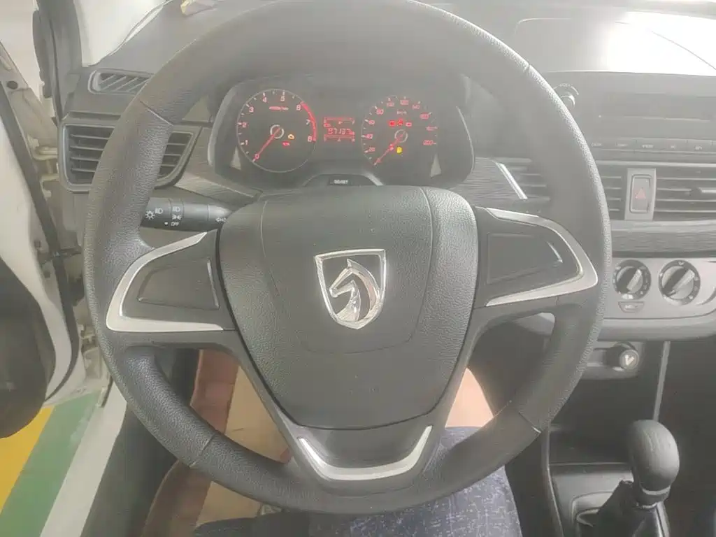 Baojun 310 2017 2016 1.2L Manual Comfort Model