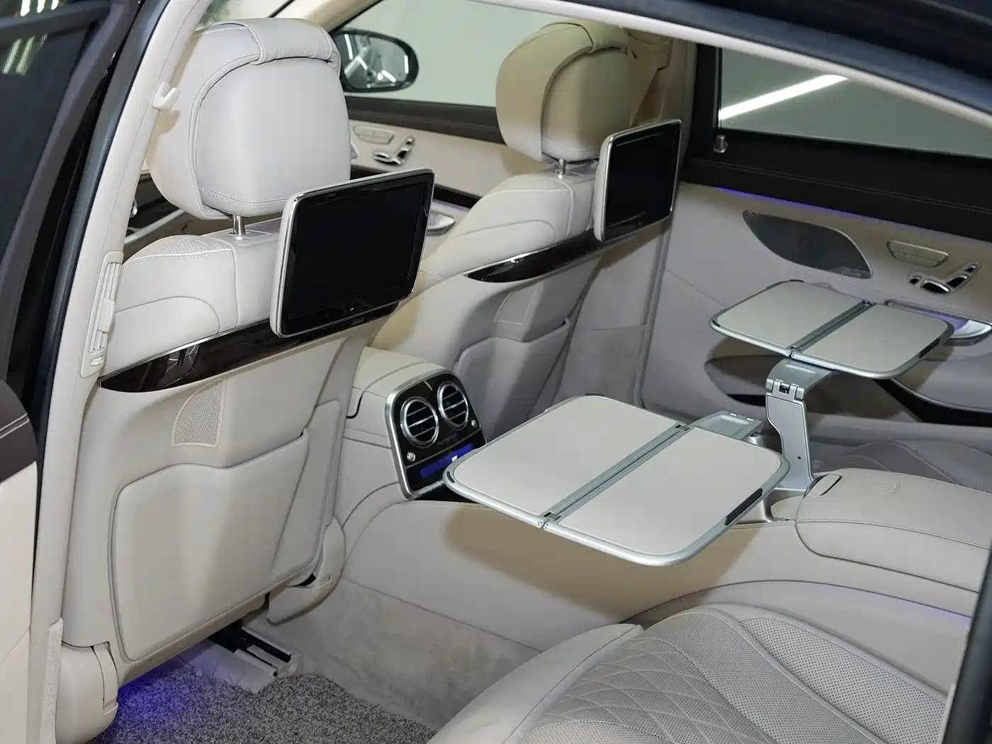 Mercedes-Benz Maybach S-Class 2017 S 500 4MATIC фото 13