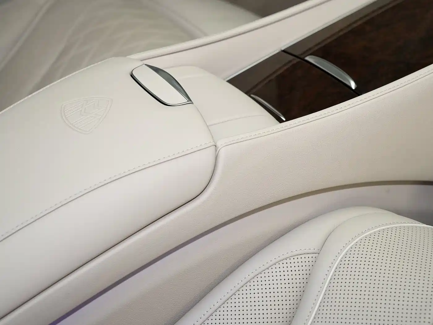 Mercedes-Benz Maybach S-Class 2017 S 500 4MATIC фото 17