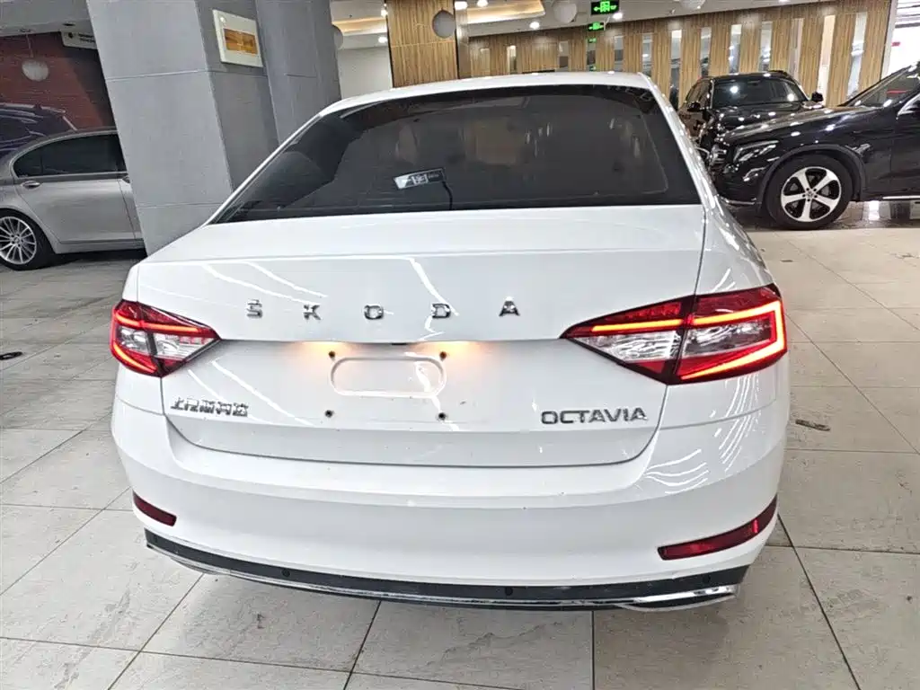 SKODA OCTAVIA