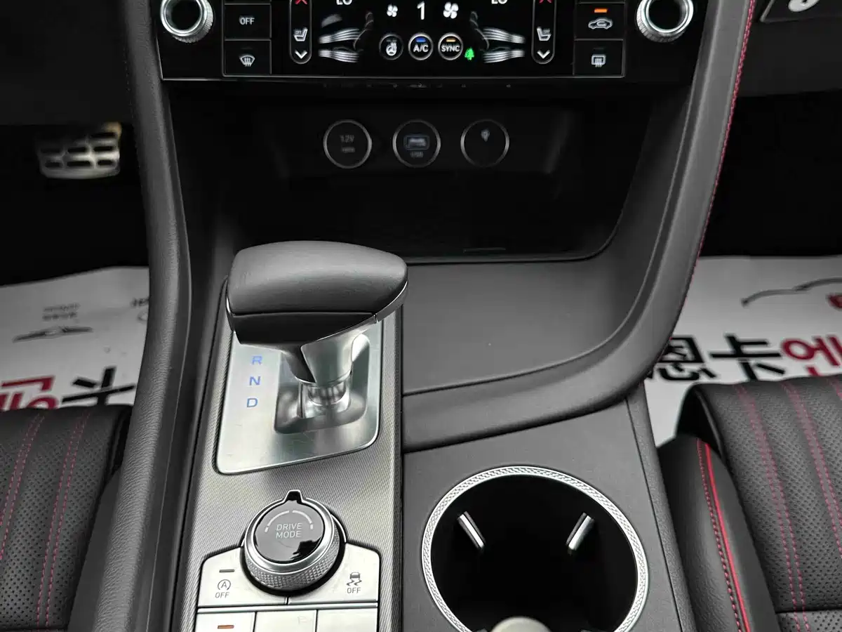 Genesis G70 2024 2.0T RWD Luxury Edition фото 15