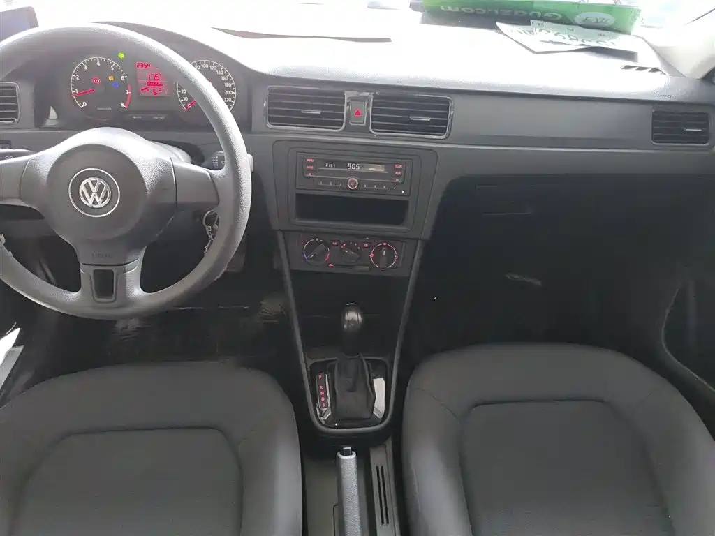 Volkswagen Santana 2015 1.6L Automatic Trend Edition фото 9