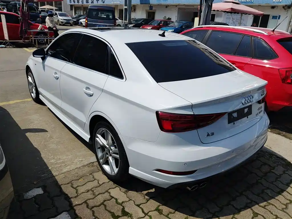 Audi A3 2019 Limousine 35 TFSI Fashion China V фото 24