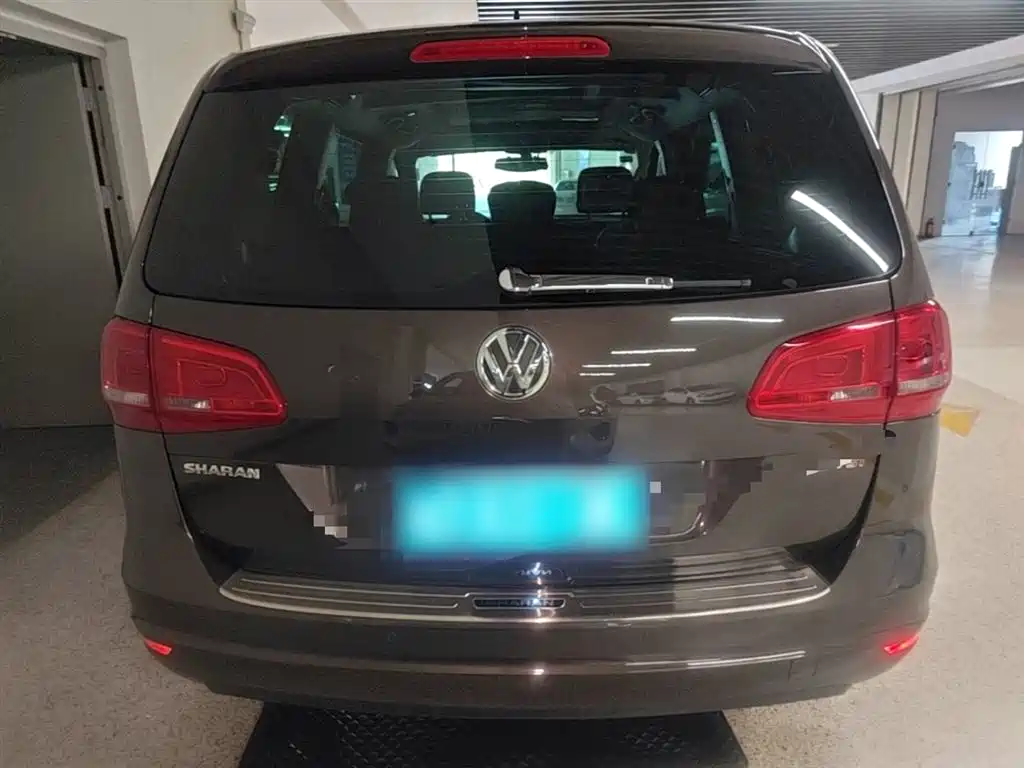 Volkswagen Sharan 2014 2.0TSI Standard фото 6