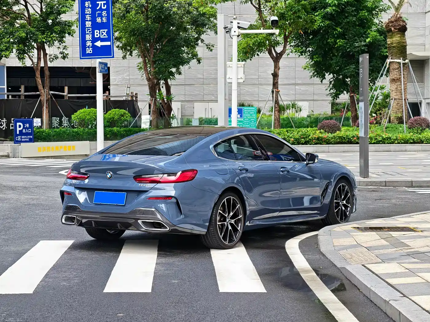 BMW 8 Series 2019 840i xDrive Gran Coupe M Sport фото 9