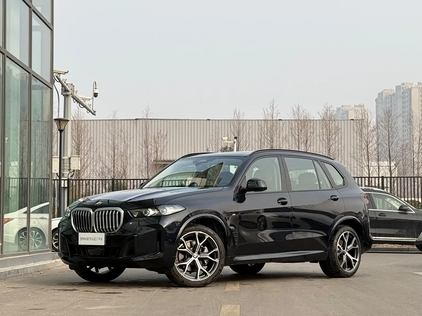 BMW X5 2025 Model xDrive 30Li Exclusive M Sport Blackout Package