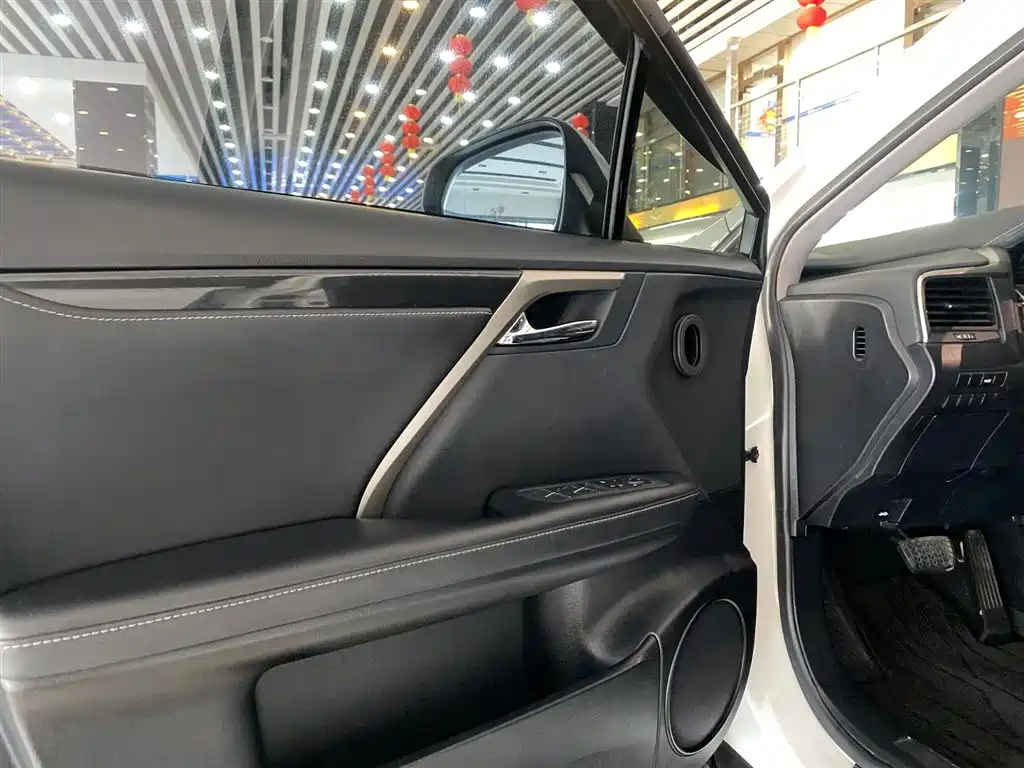 Lexus RX 2020 Facelift 300 2WD Elite Edition фото 14