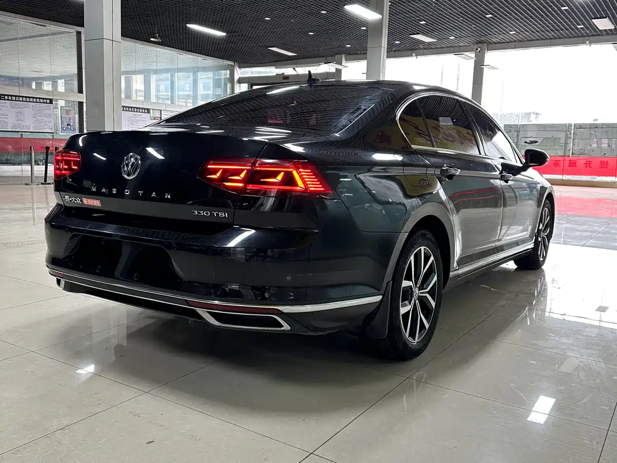 Volkswagen Magotan 2020 330TSI DSG Leading фото 6