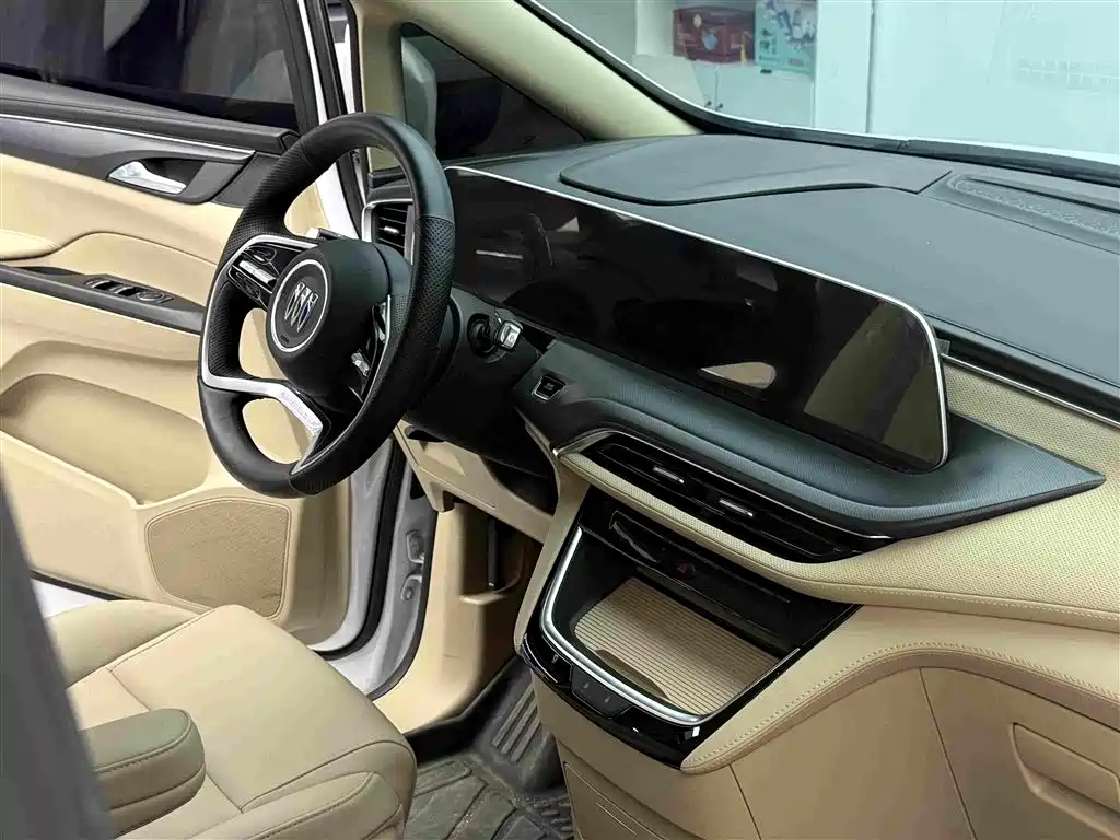 Buick GL8 2026