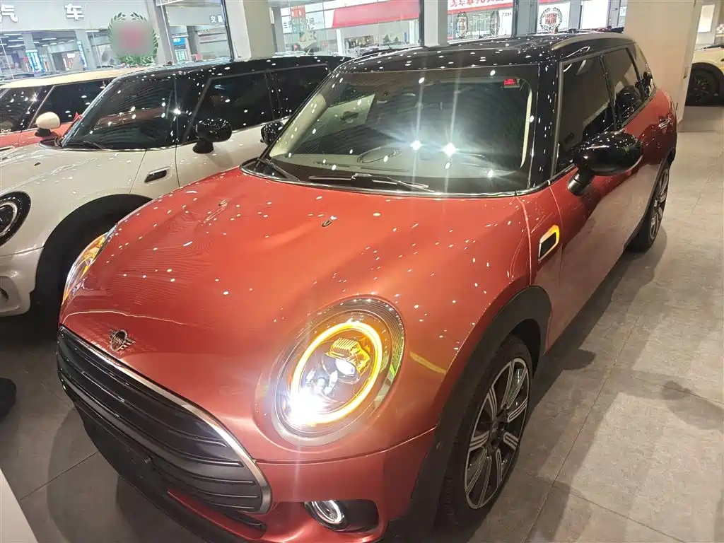 MINI CLUBMAN