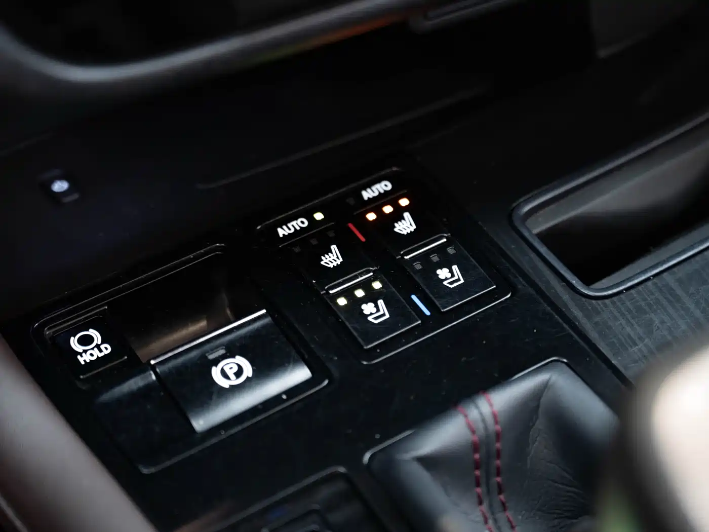 Lexus RX 2020 Facelift 300 AWD Elegance Edition фото 21
