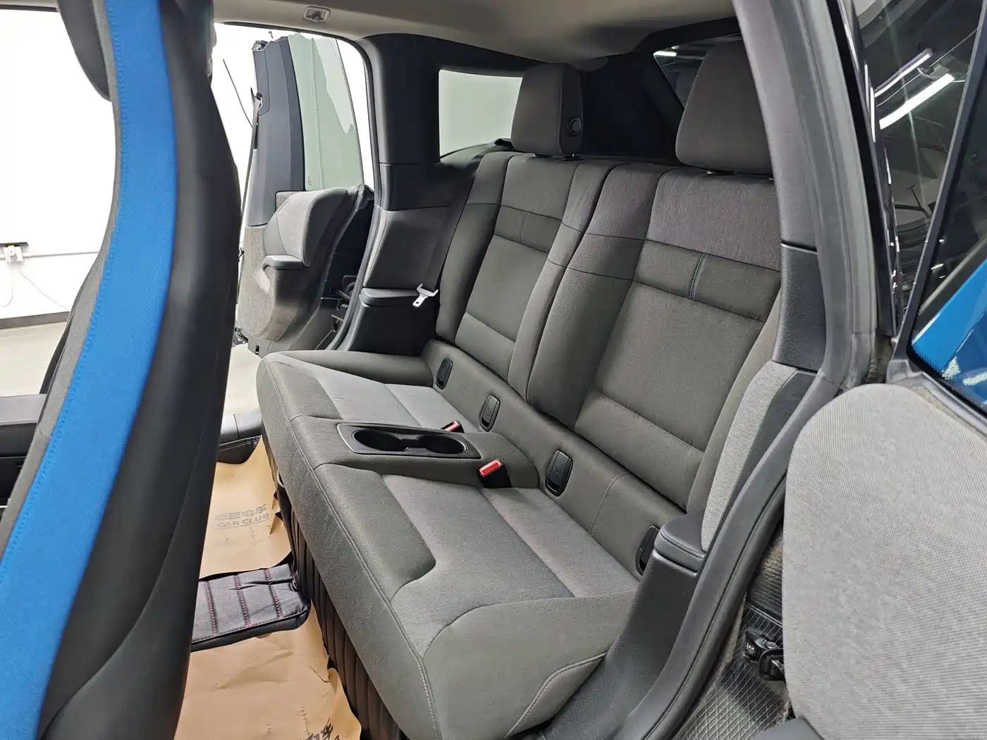 Photo 23 - BMW i3 (Import)