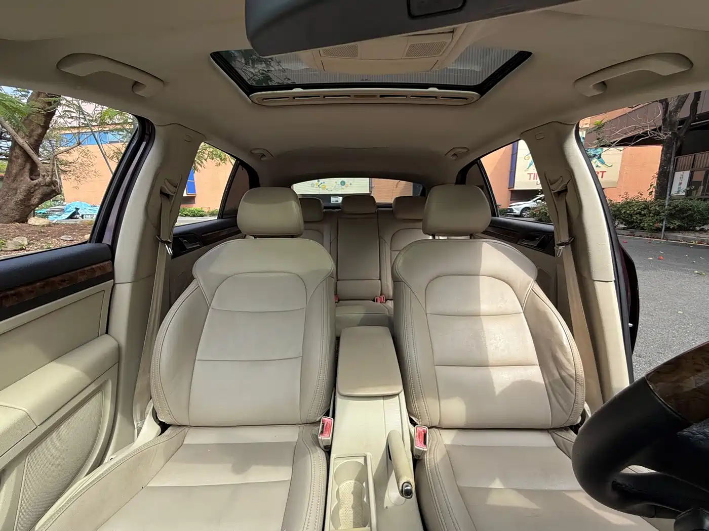 Škoda Superb 2012 1.8TSI Automatic Elegance Edition фото 11