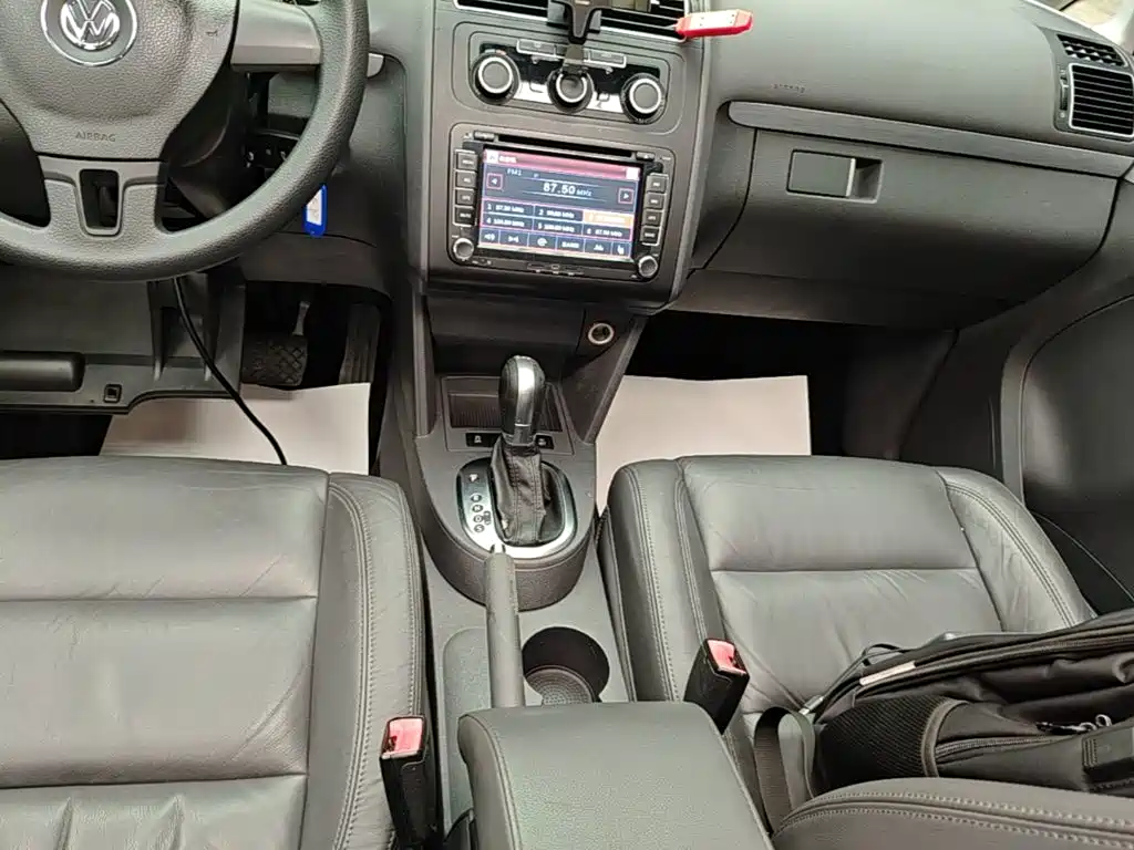 Photo 14 - Volkswagen Touran
