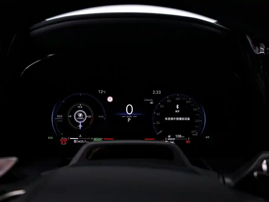 Lexus LM 2023 500h 6-Seater Prestige Edition фото 6