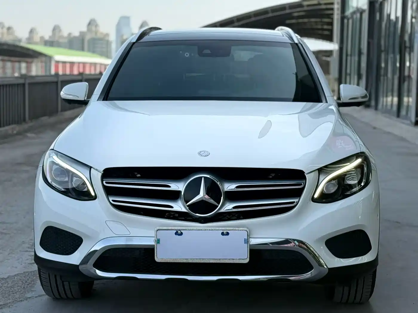 Mercedes-Benz GLC 2016 GLC 300 4MATIC Dynamic фото 2
