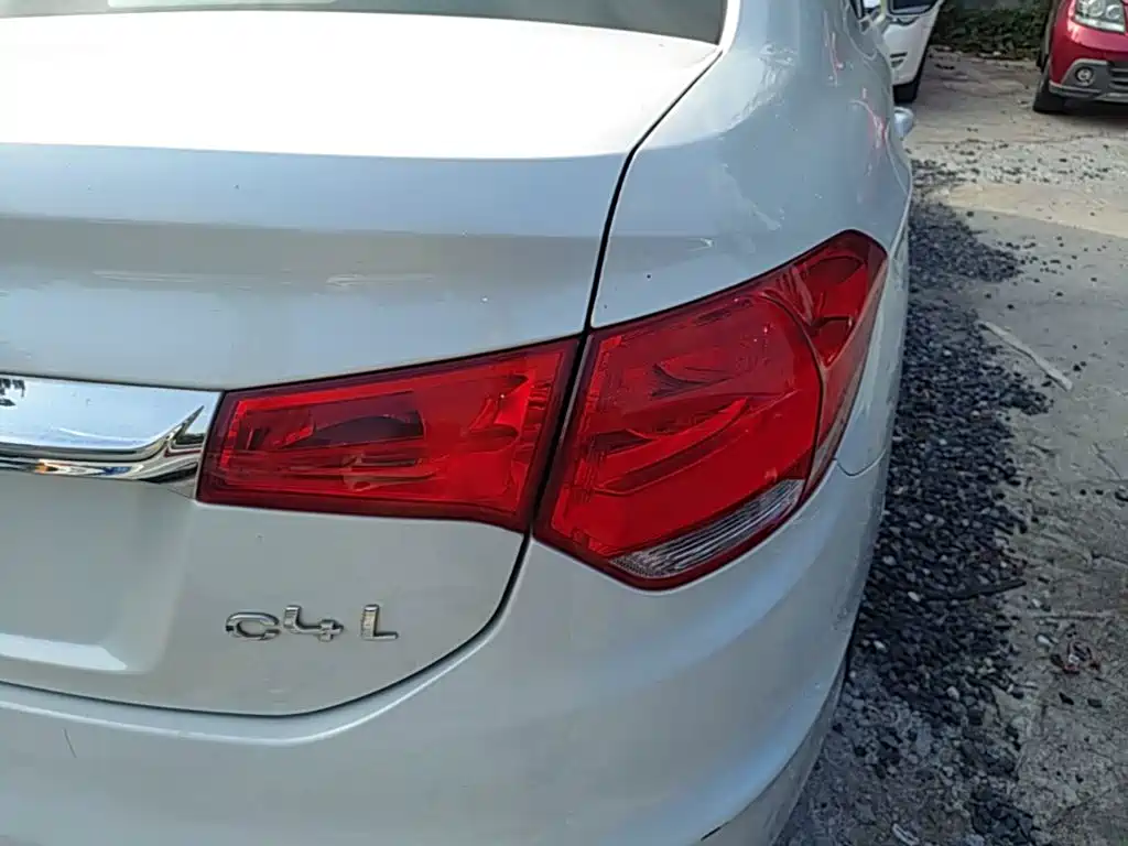 Citroën C4L 2016 2015 1.8L Automatic Luxury Edition