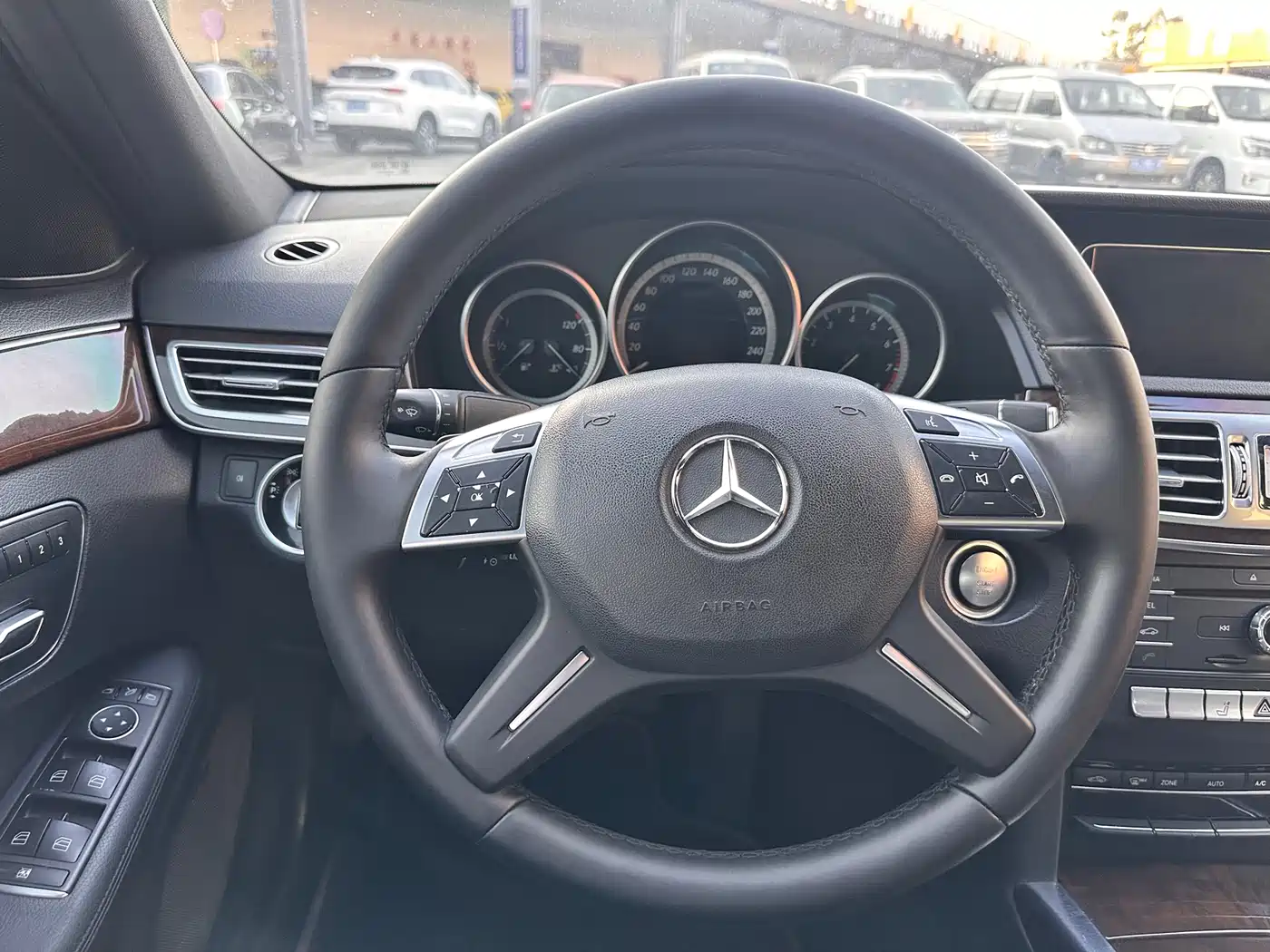 Mercedes-Benz E-Class 2015 Facelift E 260 L фото 9