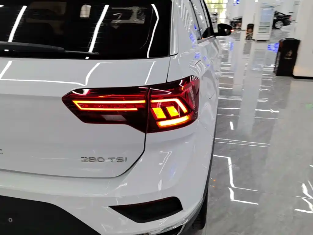 Volkswagen T-Roc, миниатюра 8