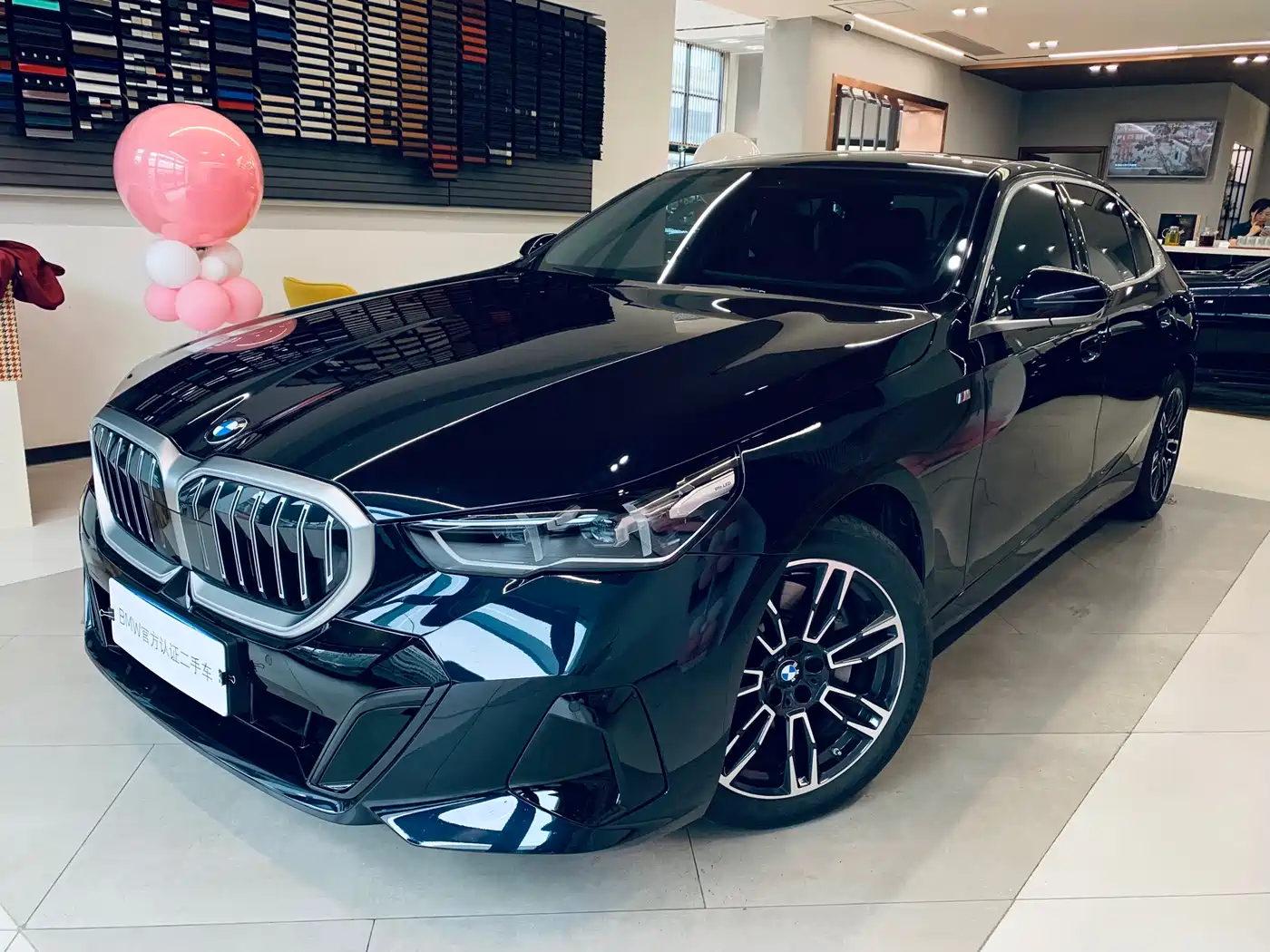 BMW 5-SERIES