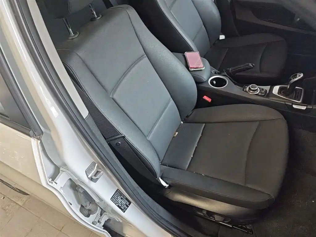 BMW X1 2015 Model sDrive18i Leading Advanced Edition фото 25