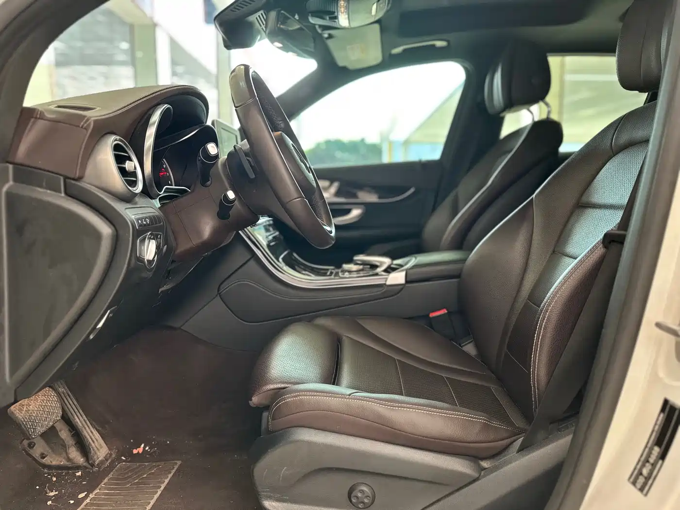 Mercedes-Benz GLC 2017 GLC 260 4MATIC Luxury фото 7