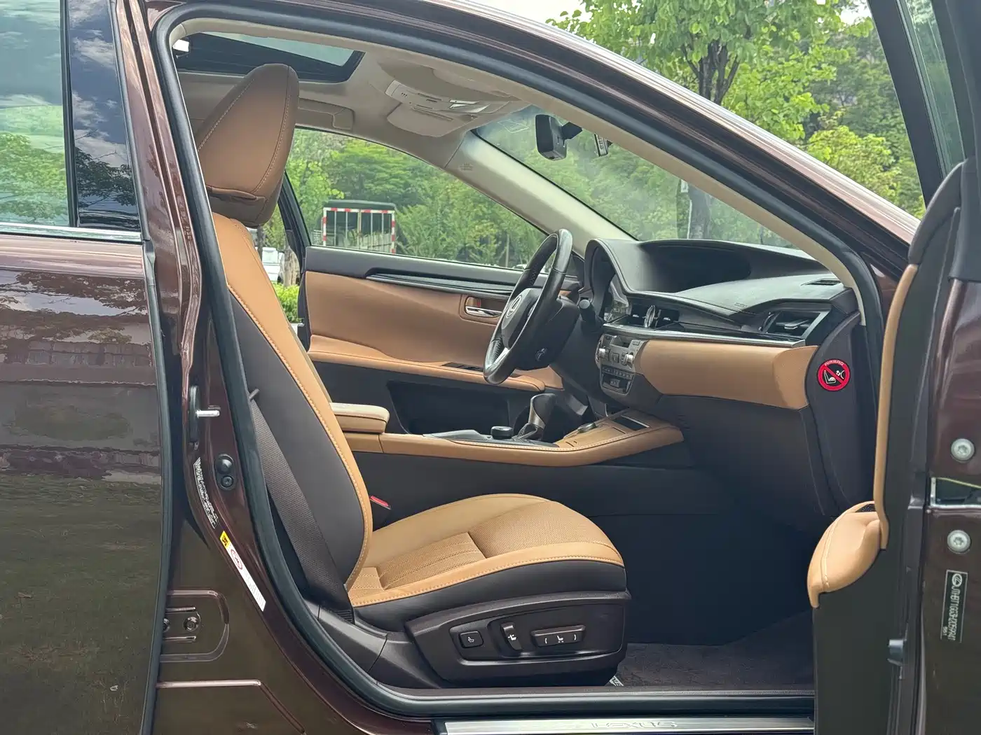 Lexus ES 2015 200 Elite Edition фото 7