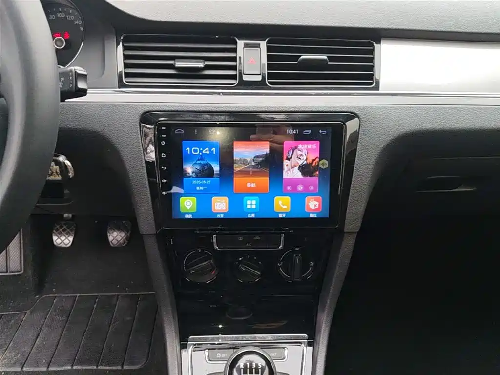 Volkswagen Bora 2015 Quality Edition 1.6L Manual Fashion фото 13