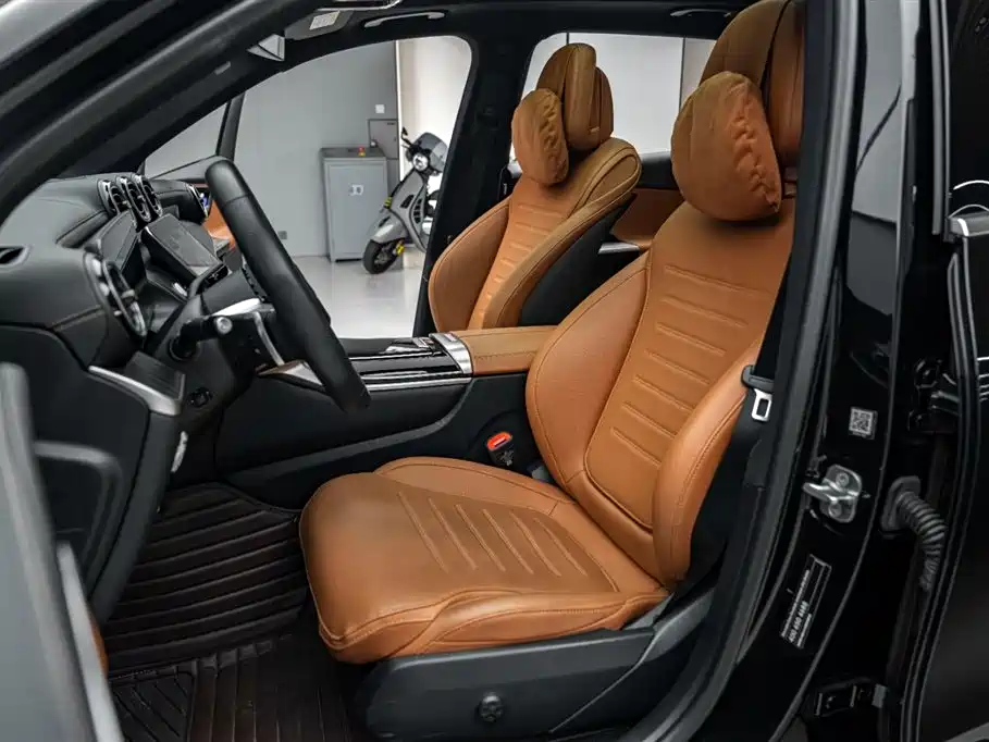 Mercedes-Benz GLC 2023 GLC 260 L 4MATIC Luxury 7-Seater фото 22