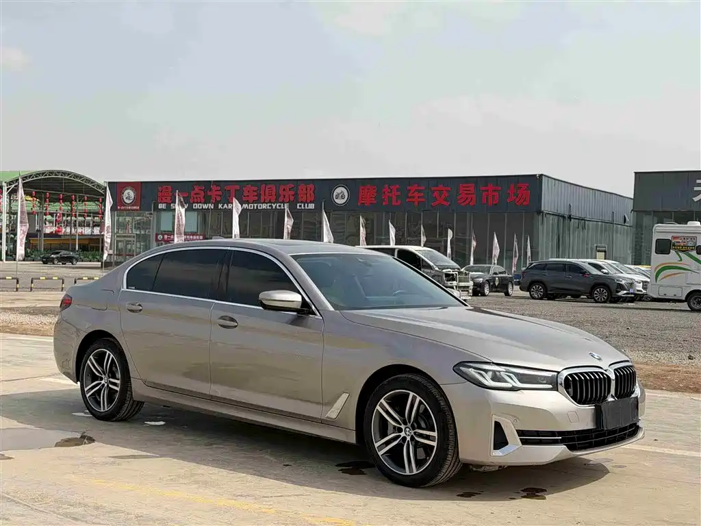BMW 5 Series 2022 530Li Leading Luxury Package фото 3