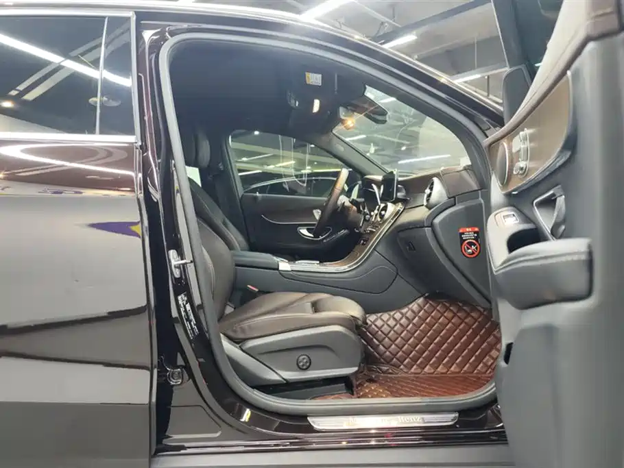 Mercedes-Benz GLC 2022 Facelift II GLC 260 L 4MATIC Luxury фото 8