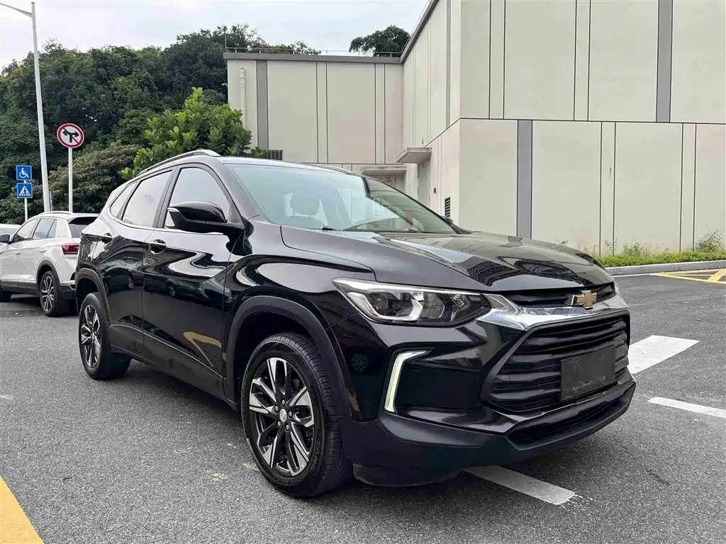 Chevrolet Trax 2019 Redline 325T Auto Fun Edition China VI фото 6