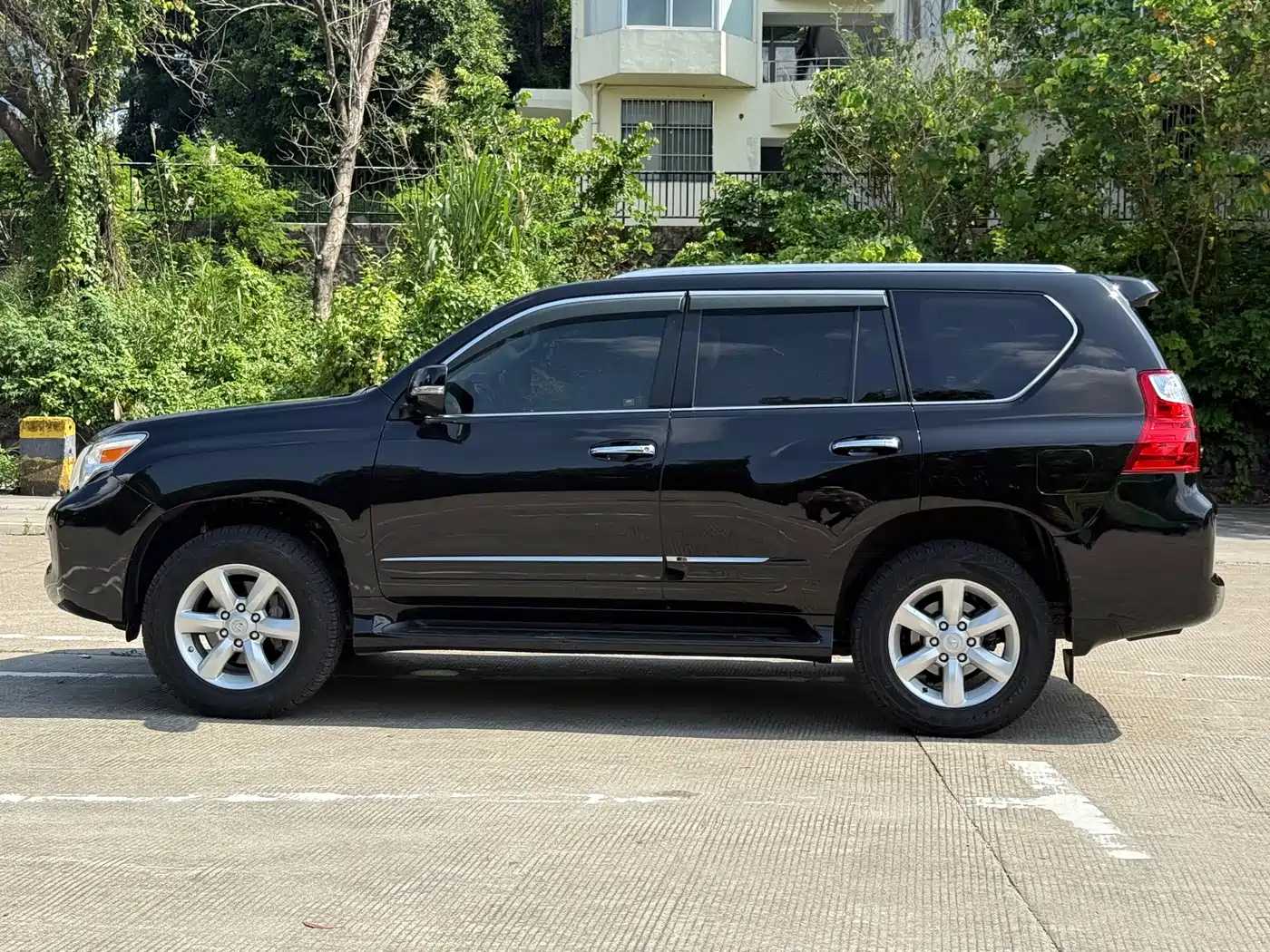 Lexus GX 2012 400 фото 3