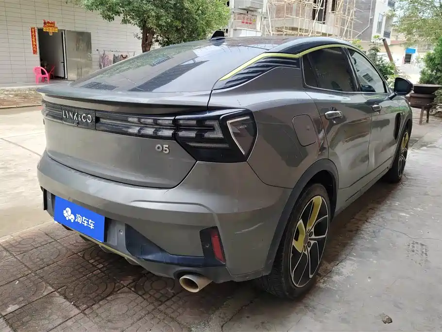 Lynk & Co 05 2020 2.0TD 2WD Shine Halo фото 3