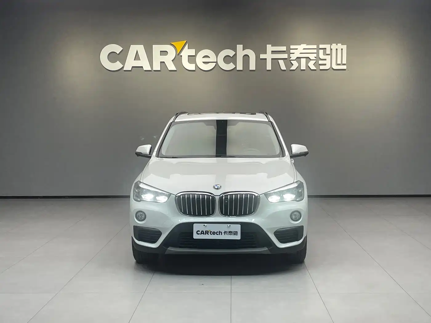 BMW X1 2018 sDrive18Li Fashion Model фото 2
