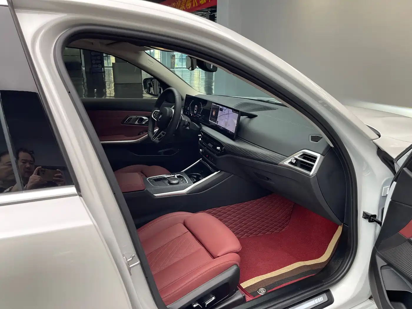 BMW 3 Series 2025 325Li M Sport Package фото 14