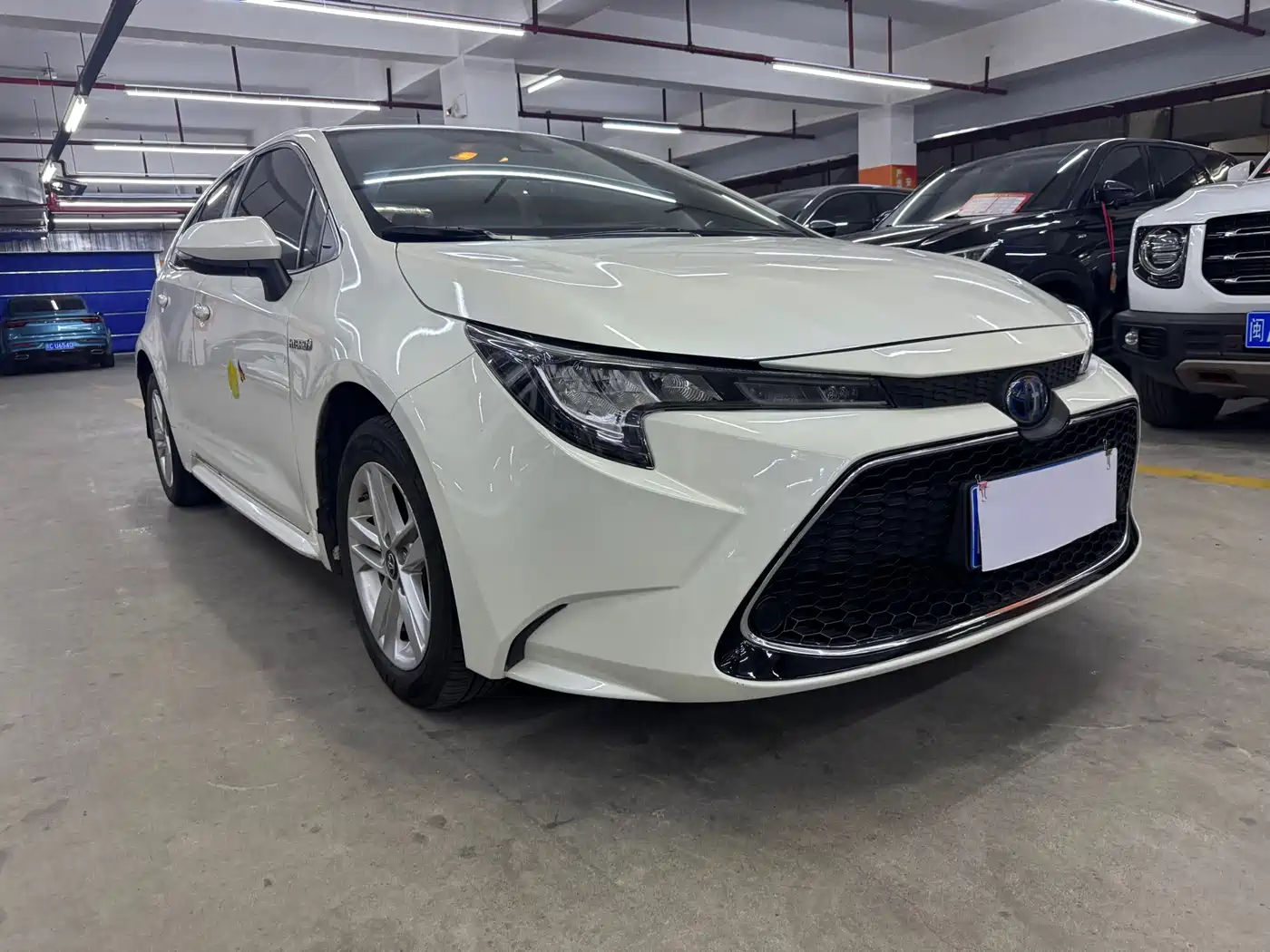 Toyota Levin 2019 Dual Engine 1.8H E-CVT Luxury Edition China V фото 3
