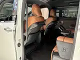 Фото 21 - Toyota Vellfire