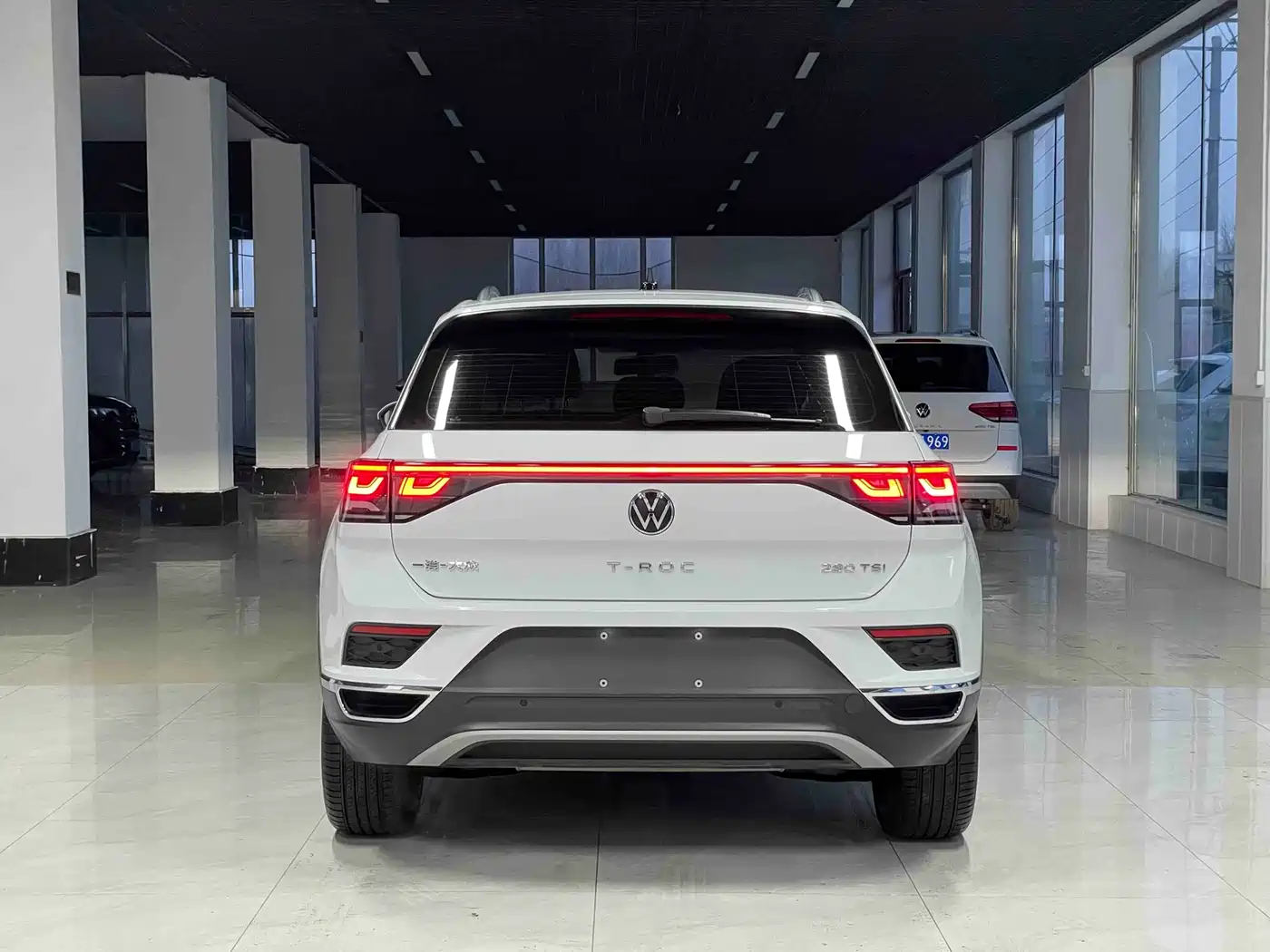 VOLKSWAGEN T ROC EXPLORING SONGS