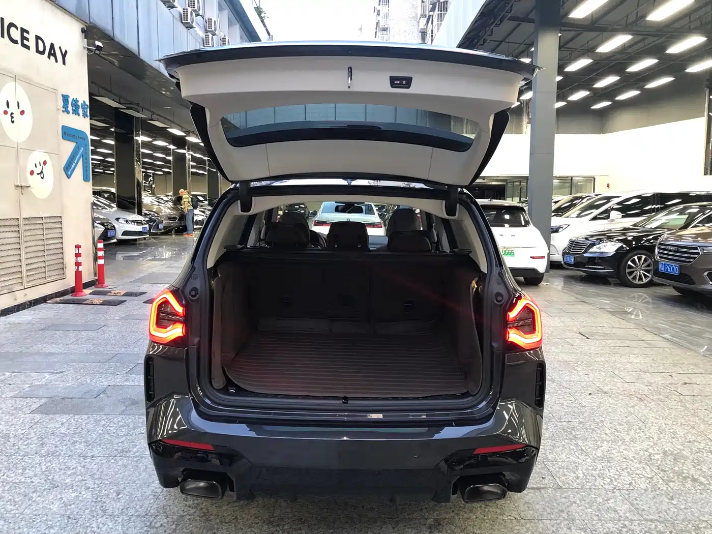 BMW X3 2022 xDrive30i Leading M Night Package фото 10