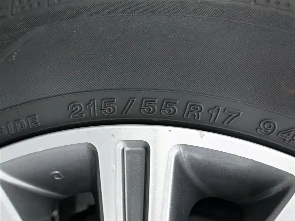GAC Trumpchi Trumpchi M6 2019 270T DCT Premium Edition (7-seater) (China VI) фото 24