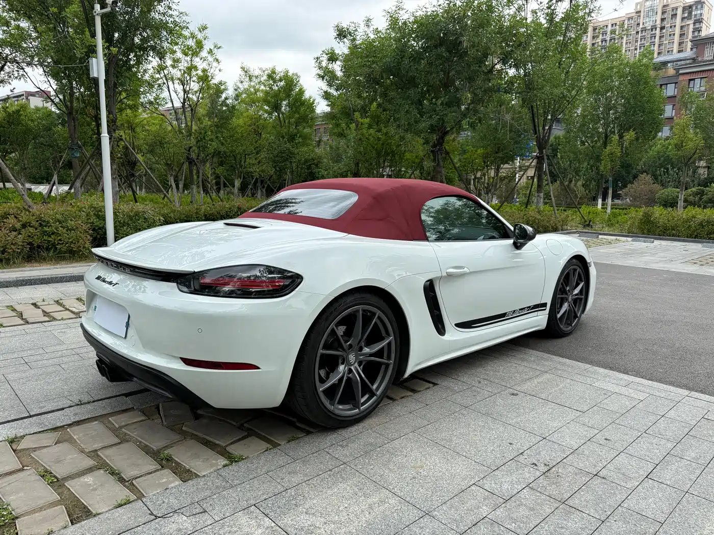 Porsche 718 2019 Boxster T 2.0T фото 6