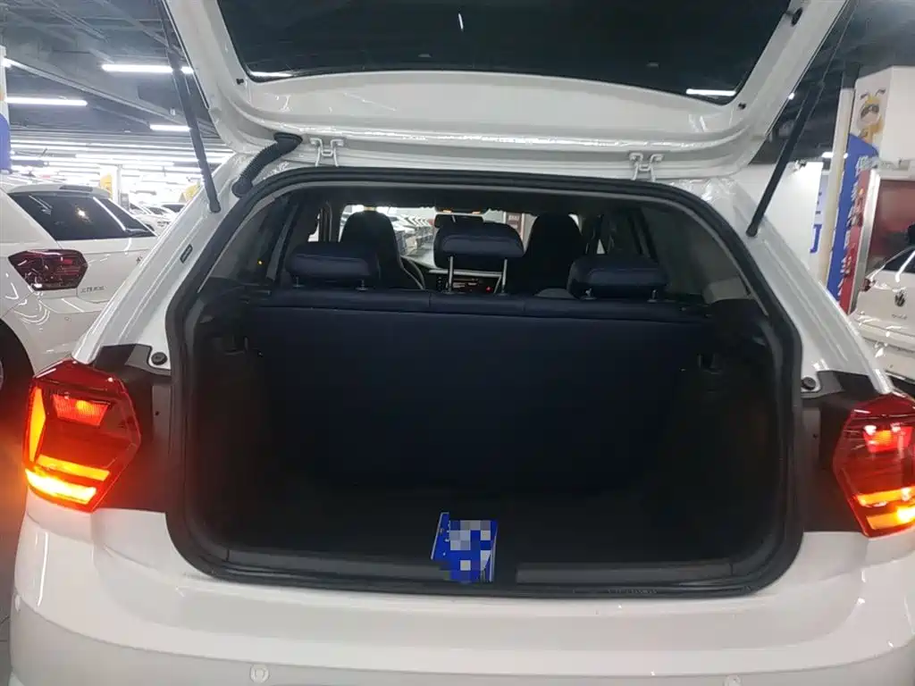 Volkswagen Polo 2023 Facelift Plus 1.5L Auto Joyful Living Edition фото 19