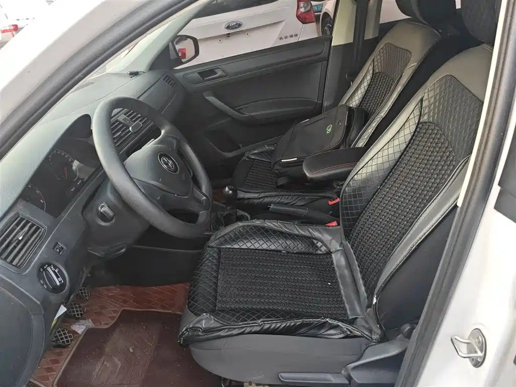 Volkswagen Santana 2021 1.5L Manual Trend Edition фото 15