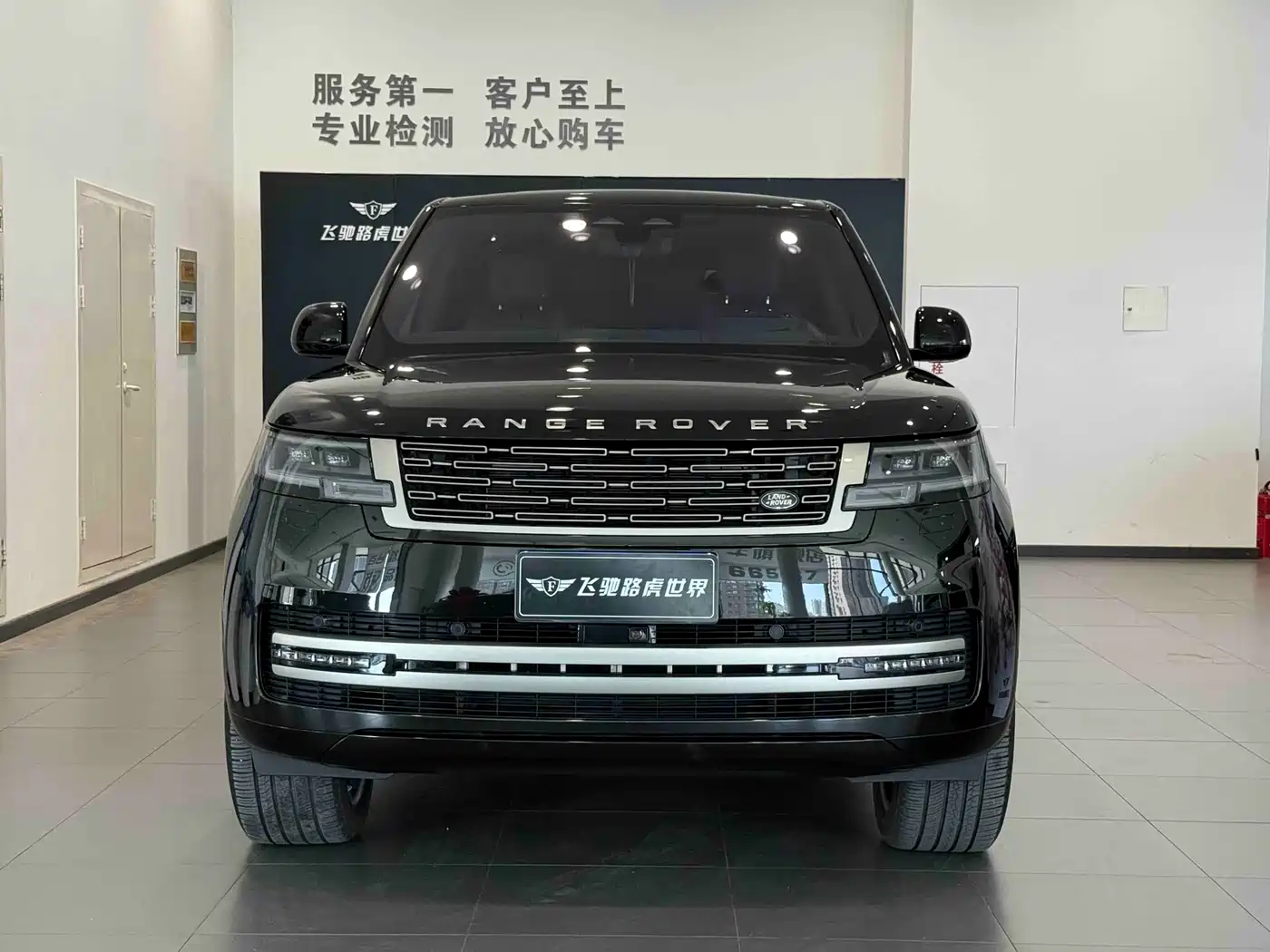 Land Rover Range Rover фото 2