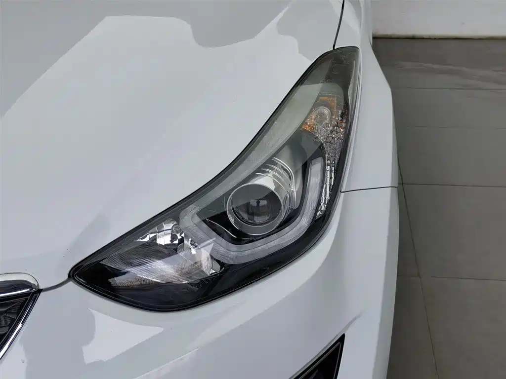Hyundai Langdong 2016 1.6L Manual Premium Edition фото 7