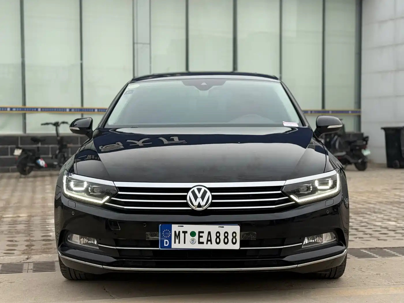 Volkswagen Magotan 2018 330TSI DSG Premium фото 2