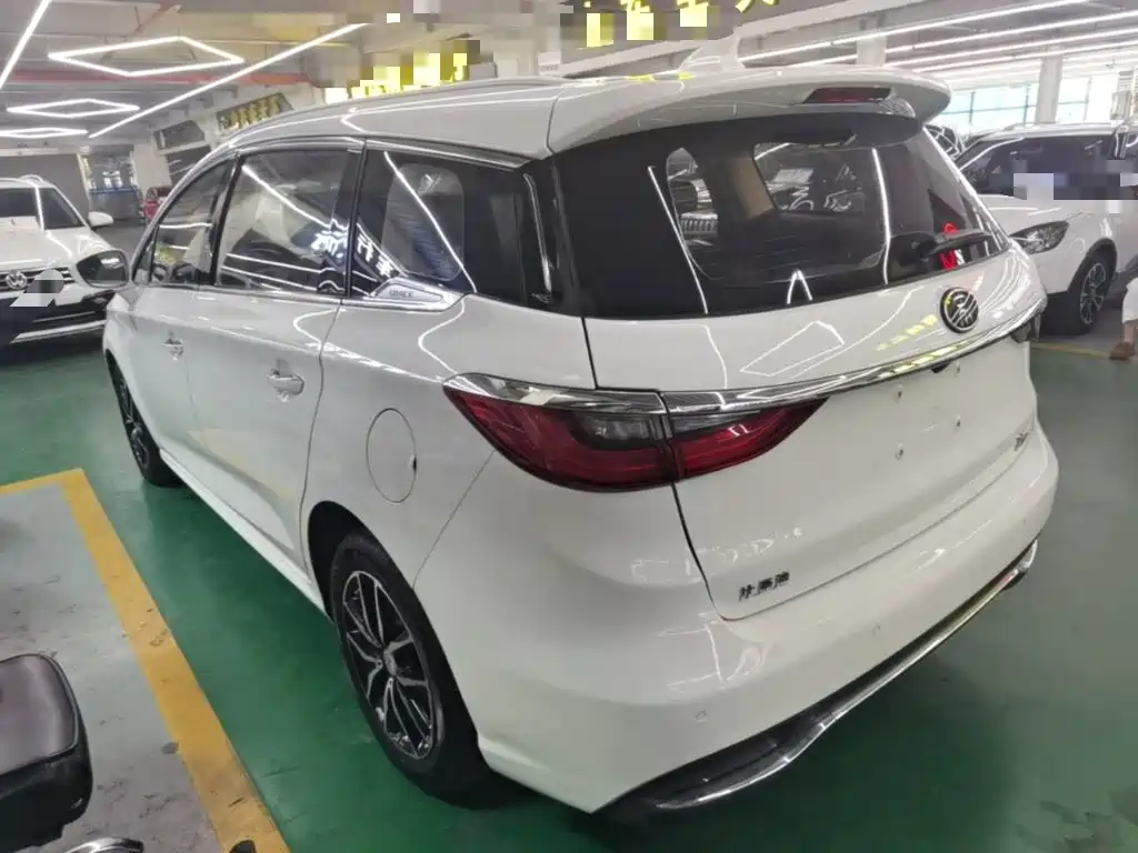 BYD Song MAX 2017 2017 1.5T Auto Smart Connect Premium 7-seater