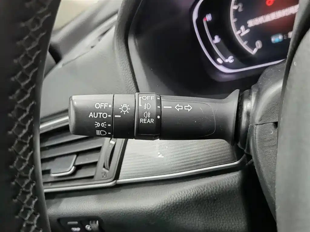 Honda Accord 2022 260TURBO Luxury Edition фото 21